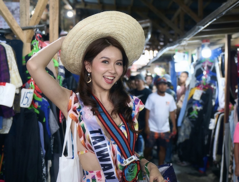 台灣選手鄭婷怡榮獲 Runway Model Universe 世界第三名,展現永續時尚創意 7 照片參考: 其他行程照